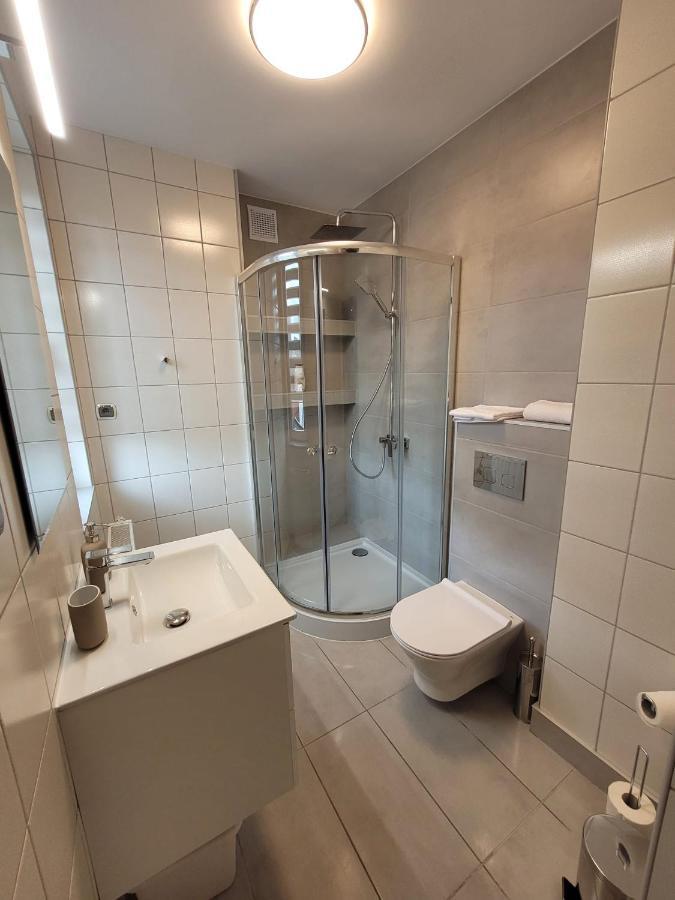 פוזנן Apartament Wierzbowa 6 Z Klimatyzacja מראה חיצוני תמונה