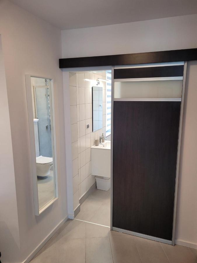 פוזנן Apartament Wierzbowa 6 Z Klimatyzacja מראה חיצוני תמונה